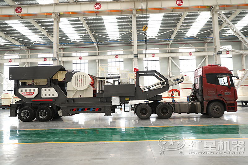 移動粉絲機配置鄂破，搭載車頭直接行走