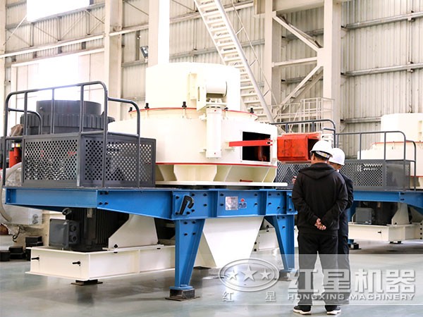 建筑用砂制砂機(jī)開(kāi)門(mén)裝置