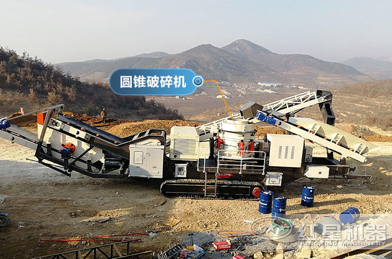 履帶式移動(dòng)石頭破碎機(jī)現(xiàn)場(chǎng)看，可就近現(xiàn)場(chǎng)考察