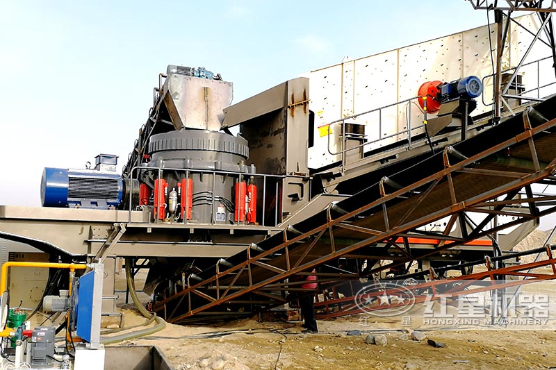 紅星移動磕石機(jī)現(xiàn)場