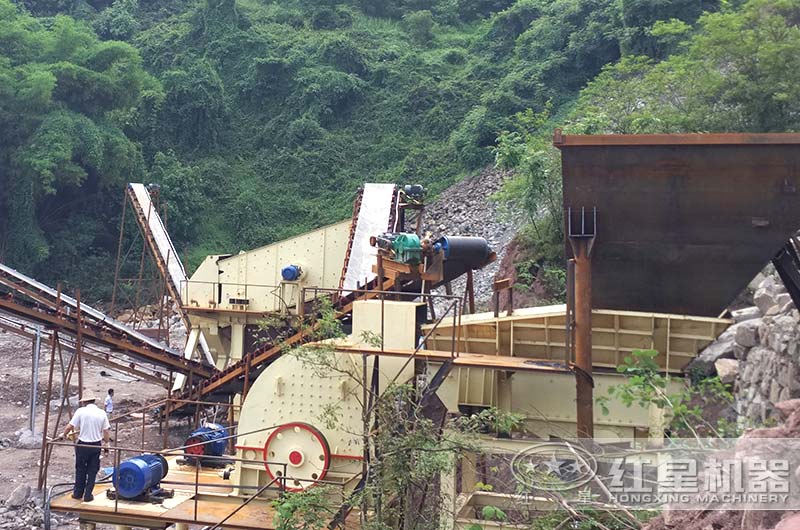 錘式破碎現(xiàn)場實拍