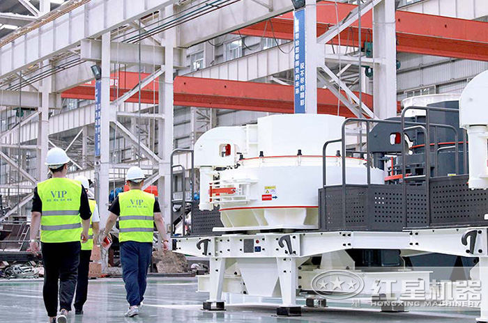 各種制砂機(jī)現(xiàn)貨直發(fā)，可來(lái)廠(chǎng)參觀(guān)