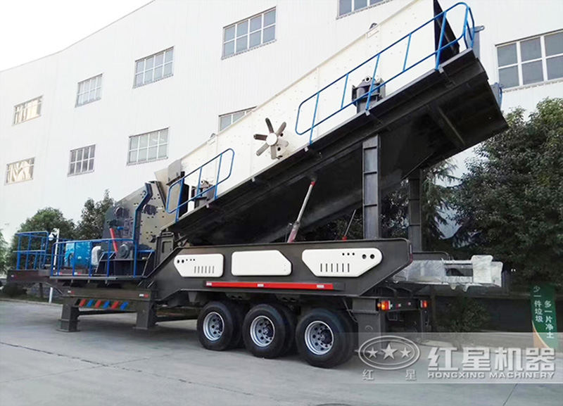 掛上車頭就能跑，輕松穿越平地、山路、沼澤