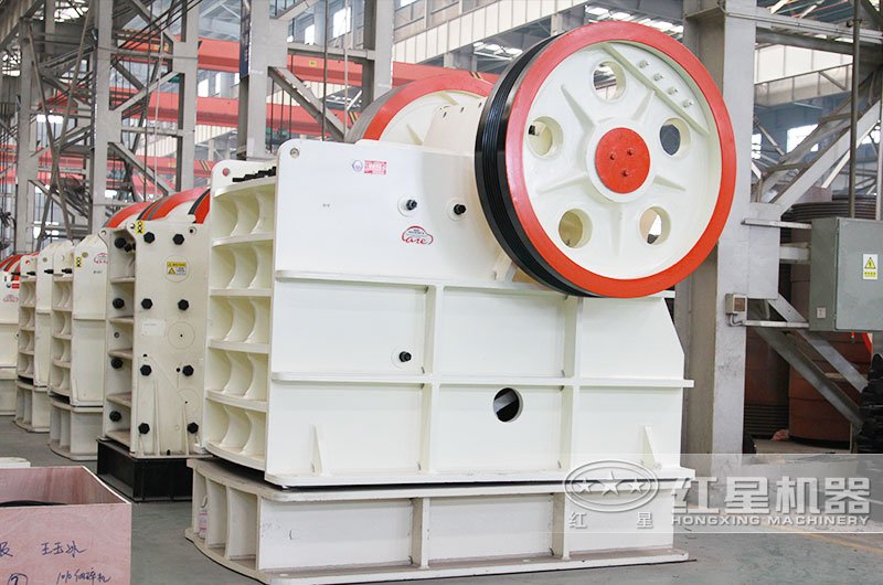 鄂式破碎機(jī)破碎比大，產(chǎn)量高