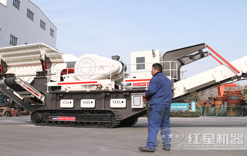 履帶移動破碎機(jī)